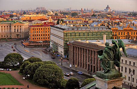 Санкт-Петербург.