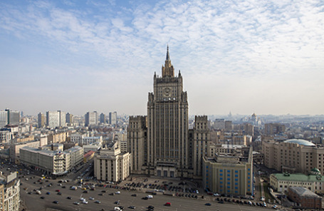 Здание Министерства иностранных дел РФ.