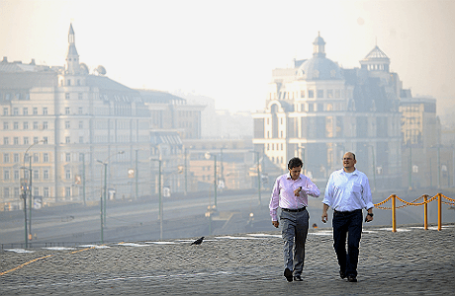 Смог от торфяных пожаров в Москве, июль 2010 года.