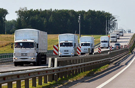 Автоколонна с гуманитарной помощью для народа Украины.