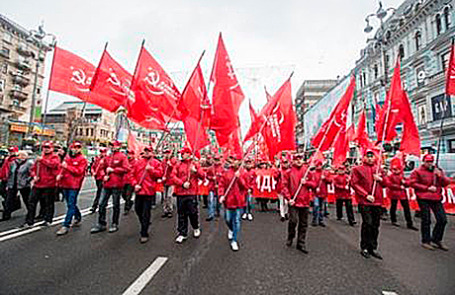Митинг сторонников Коммунистической партии Украины (КПУ).