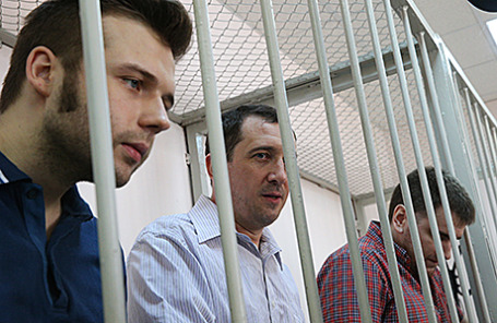 Илья Гущин, Александр Марголин и Алексей Гаскаров (слева направо), в Замоскворецком суде.