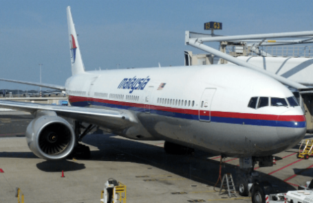Boeing 777 «Малайзийских авиалиний» перед отправкой из Амстердама.