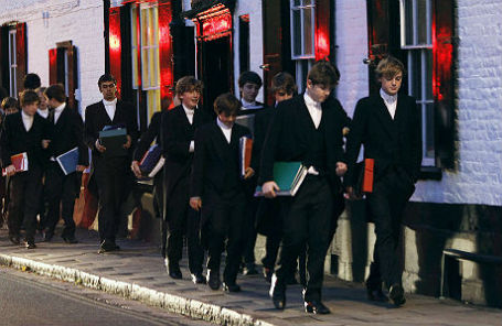 Ученики британской школы Итон.