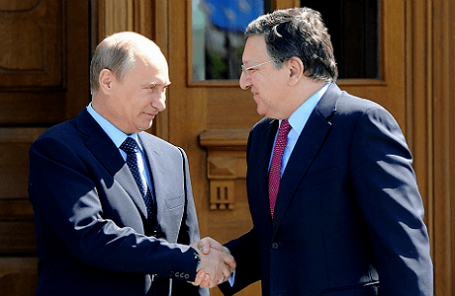 Президент РФ Владимир Путин и глава Еврокомиссии Жозе Мануэль Баррозу (слева направо), 2013 год.