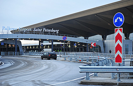Аэропорт Пулково в Санкт-Петербурге.
