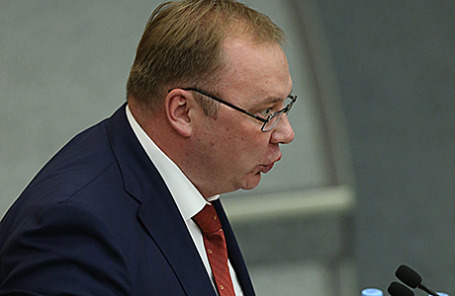 Депутат от КПРФ Николай Паршин.