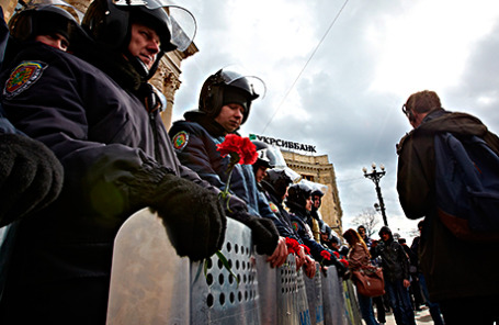 Митинг в поддержку референдума о статусе Крыма в Харькове 16 марта 2014.