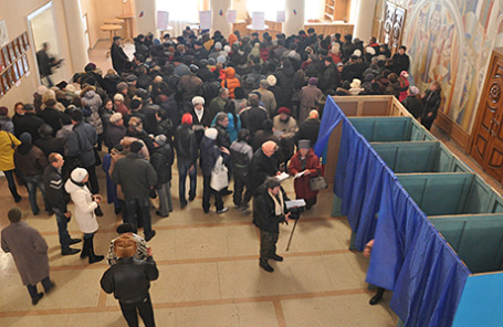 Выборы главы ЛНР и депутатов Народного Совета республики, Луганск, 2 ноября 2014.