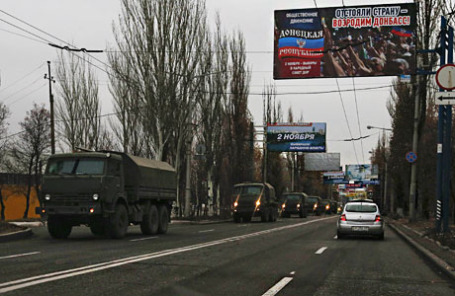 Военные грузовики в городе Макеевка Донецкой области.
