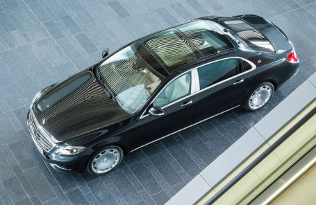 Mercedes-Benz S-класс Maybach