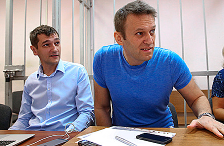 Братья Олег и Алексей Навальные (слева направо).