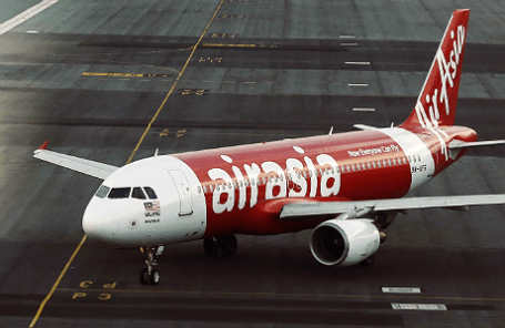 Самолет Airbus A320-200 компании AirAsia.