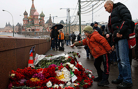 Бориса Немцова похоронили на Троекуровском кладбище