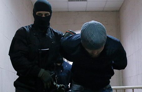 Подозреваемый в убийстве Бориса Немцова Анзор Губашев в здании суда.