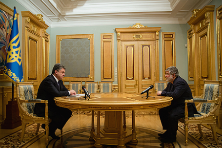 Президент Украины Петр Порошенко подписал указ об отставке губернатора Днепропетровской области Игоря Коломойского.