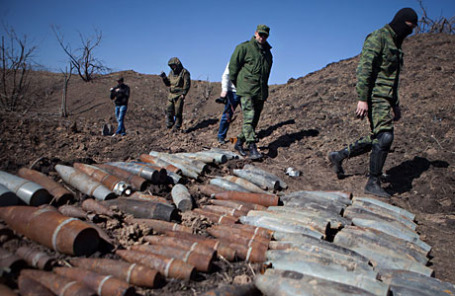 Военнослужащие ДНР на полигоне в окрестностях Донецка.