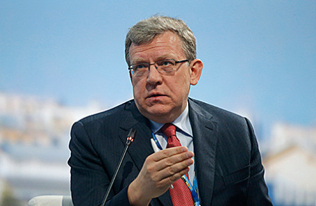 Бывший министр финансов РФ Алексей Кудрин на Петербургском экономическом форуме, 18 июня 2015.