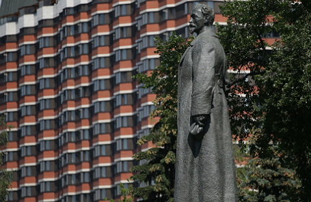 Памятник Ф.Дзержинскому в парке искусств «Музеон».