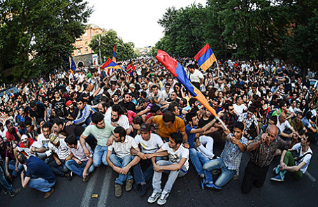 Протесты в Ереване, Армения.
