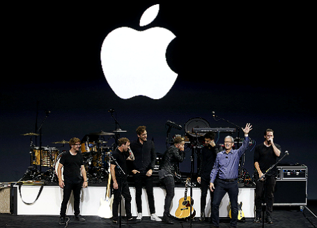 Презентация новой продукции Apple в Сан-Франциско.