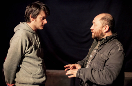 Режиссер Илья Найшуллер и продюсер Тимур Бекмамбетов (слева направо) во время съемок фильма «Хардкор».