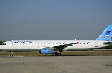 Самолет Airbus-321 авиакомпании «Когалымавиа».