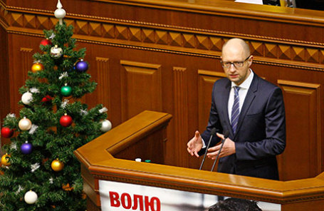 http://cdn.bfm.ru/news/maindocumentphoto/2015/12/18/yatsenyuk.jpg