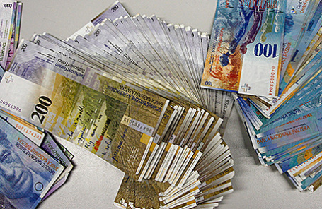 Швейцарские франки.