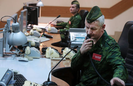 Военнослужащие на радиолокационной станции «Дон-2Н» системы противоракетной обороны (ПРО) города Москвы.