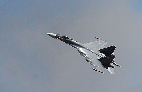 Су-27.