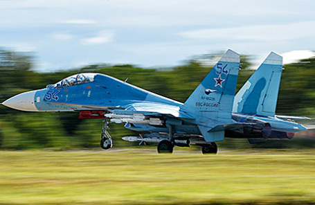 Су-27.