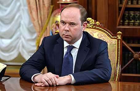 Антон Вайно, назначенный на должность главы администрации президента России, во время встречи с президентом РФ В.Путиным в Кремле, 12 августа 2016.