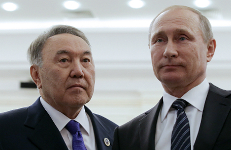 Президент Казахстана Нурсултан Назарбаев и президент России Владимир Путин (слева направо).