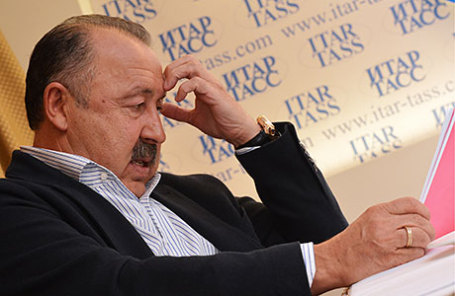 Футбольный тренер Валерий Газзаев.