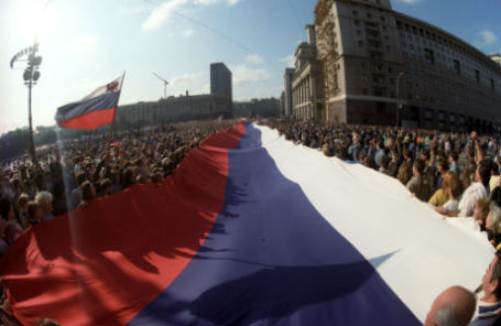 Защитники демократии на Манежной площади, август 1991 года.