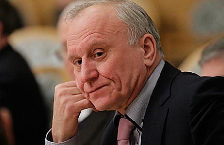 Геннадий Бурбулис.