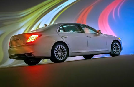 Genesis G90