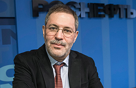 Михаил Леонтьев.