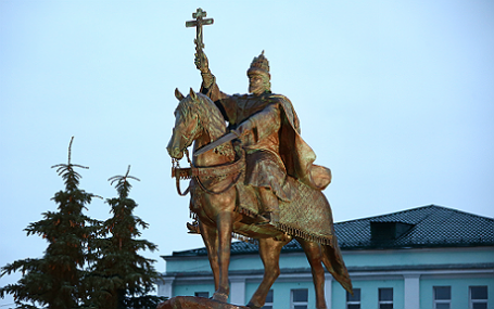 Церемония открытия памятника Ивану Грозному в Орле.