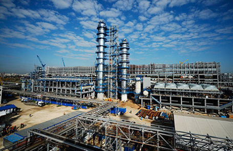 На территории Московского нефтеперерабатывающего завода.