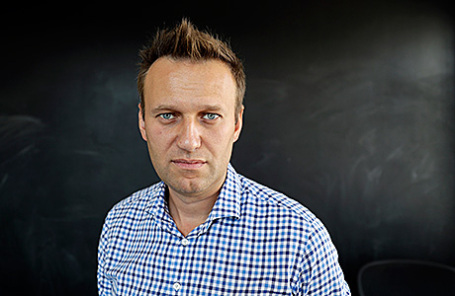 https://cdn.bfm.ru/news/maindocumentphoto/2016/11/16/navalny.jpg