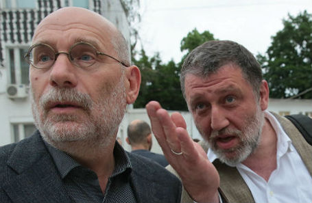 Борис Акунин и Сергей Пархоменко.