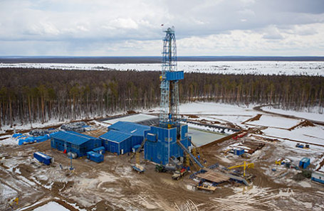 Бурение разведочных скважин на Чаяндинском нефтегазоконденсатном месторождении в Ленском районе в рамках строительства магистрального газопровода «Сила Сибири» для поставок газа из Якутии в Приморский край и страны Азиатско-Тихоокеанского региона.