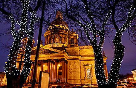 Исаакиевский собор в Санкт-Петербурге.