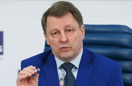 Виктор Нилов.
