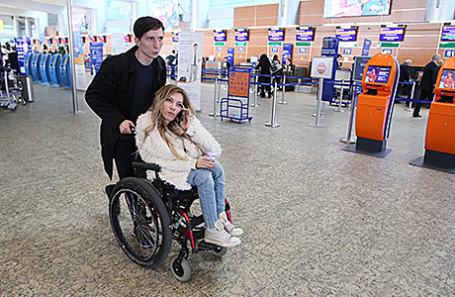 Певица Юлия Самойлова и ее администратор Алексей Таран.