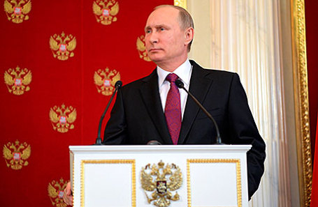 Президент РФ Владимир Путин во время пресс-конференции по итогам встречи с президентом Италии Серджо Маттареллой в Кремле.