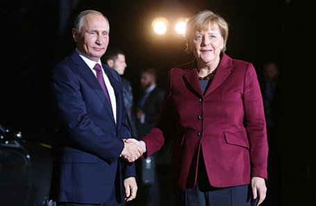 Президент России Владимир Путин и канцлер Германии Ангела Меркель.