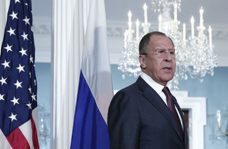 Министр иностранных дел РФ Сергей Лавров перед началом переговоров в штаб-квартире Государственного департамента США.
